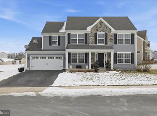 4 Acorn Ct, Ephrata, PA 17522