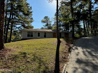 239-241 Lawrence Rd, Jackson, MS 39206