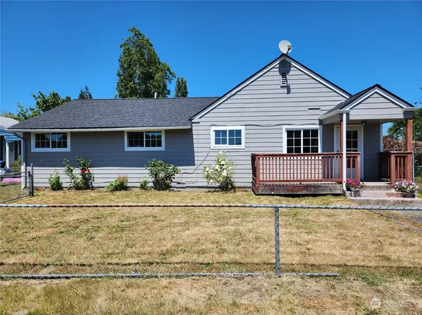 2126 NE Wyoming Street, Bremerton, WA 98310