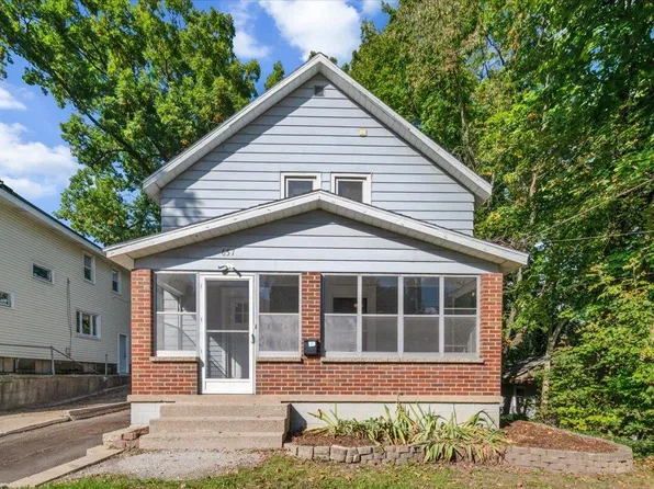 657 Lydia St NE, Grand Rapids, MI 49503