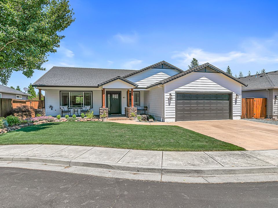 1st image of 217 Glenwood Dr