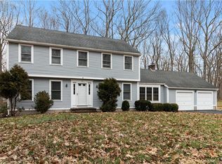 72 Acorn Rd, Madison, CT 06443