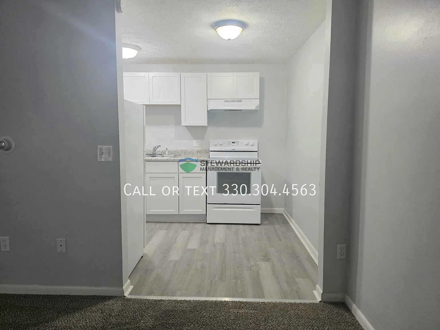 1111 N Elm St — Photo 4