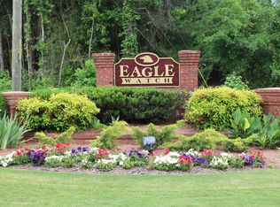 4828 Hunt Club Dr, Flowery Branch, GA 30542