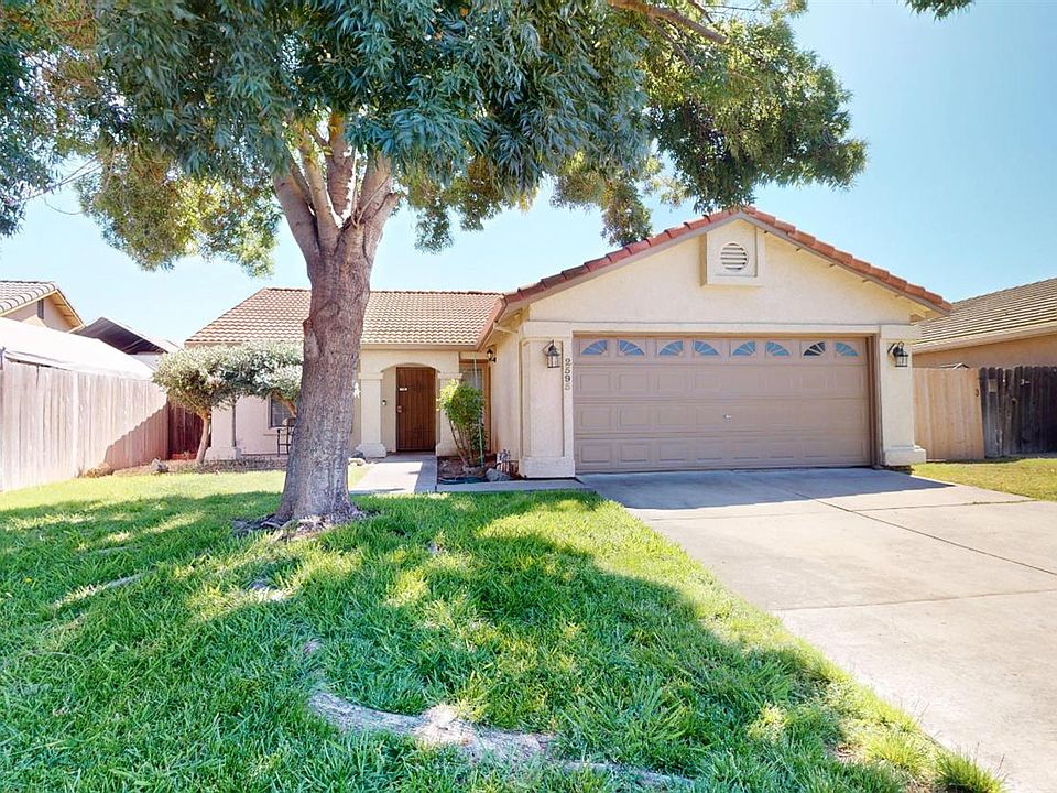1st image of 2595 Bordona Dr