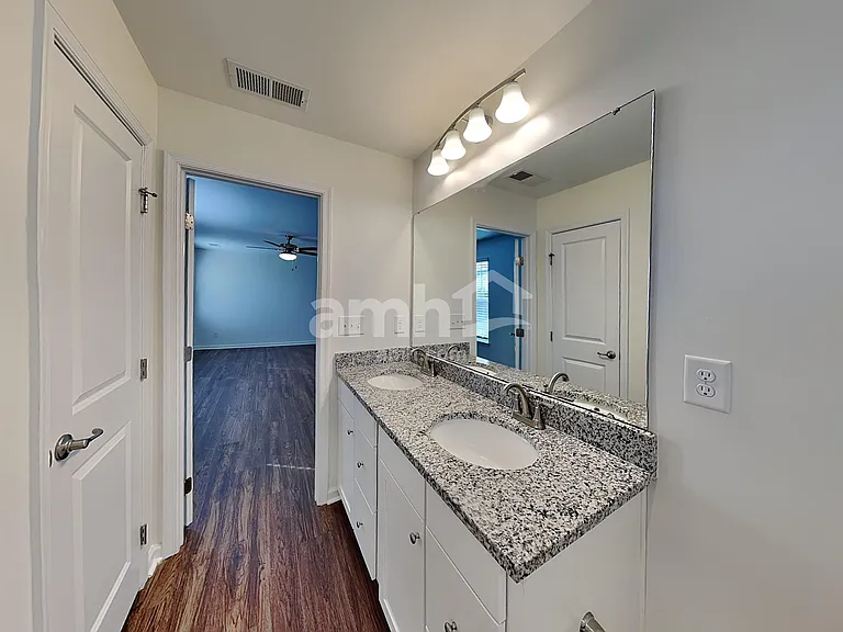 648 Hamilton Park Dr — Photo 17