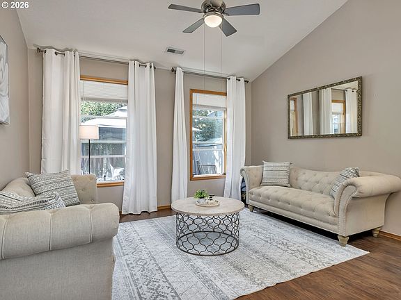 2nd image of 14683 SE Marci Way