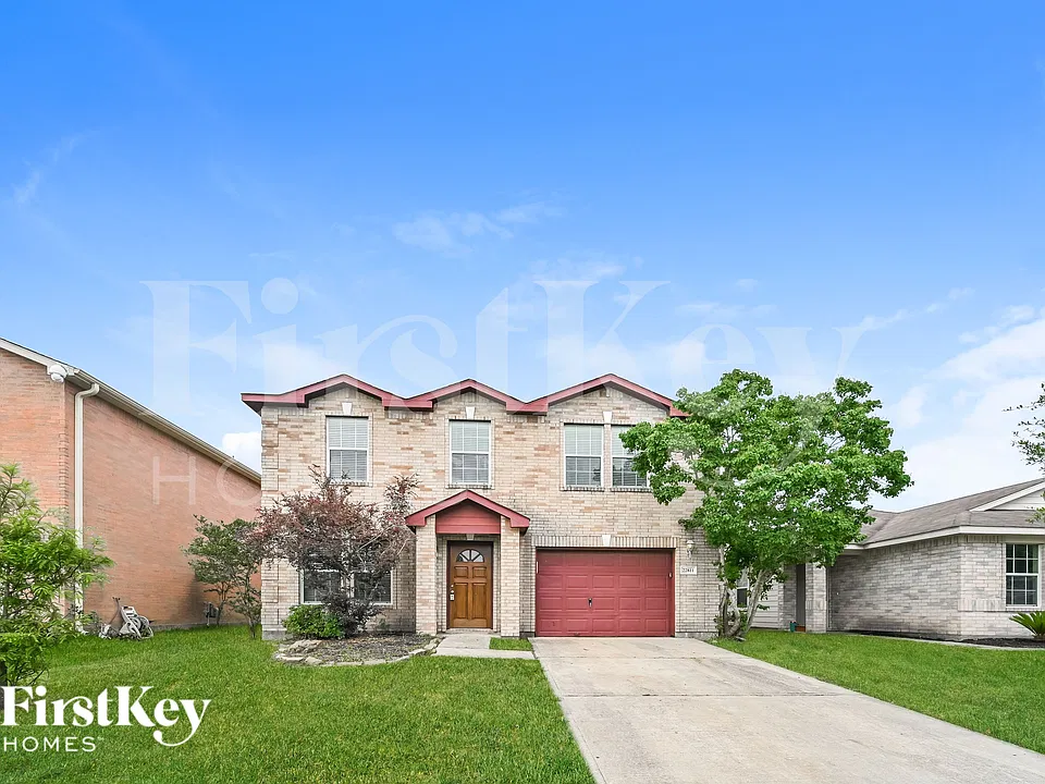22811 Precious Pl