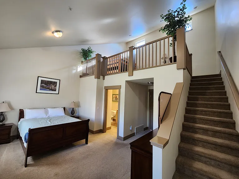528 Silverleaf Dr — Photo 17