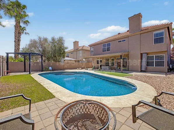 3236 E Hiddenview Dr, Phoenix, AZ 85048