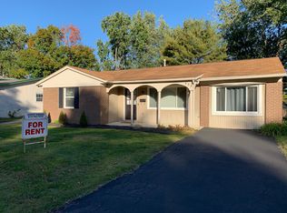 452 Foxwood Dr, Columbus, OH 43230