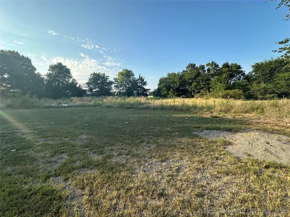 E Richardson Ln, Coleman, OK 73432