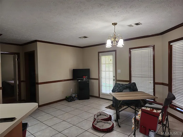 345 Spring Hollow Dr — Photo 5