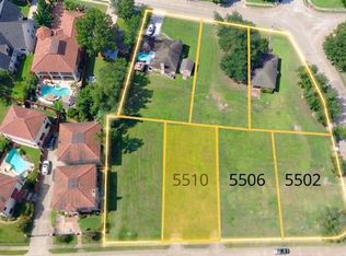 5510 McCulloch Cir, Houston, TX 77056