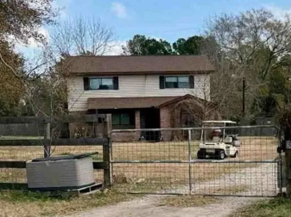 303 S Pine Cir, Pinehurst, TX 77362