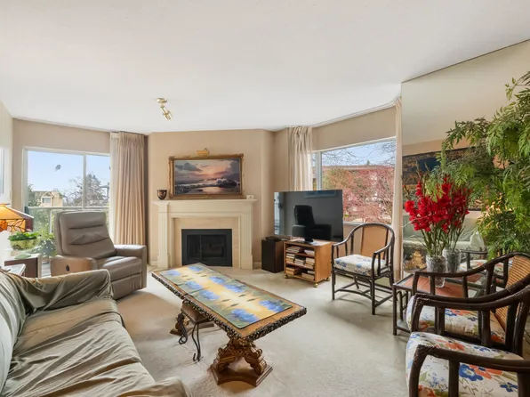 1442 Foster St #111, White Rock, BC V4B 3X7