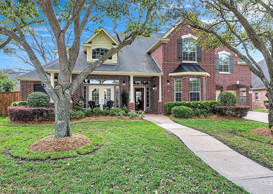 1st image of 13103 Cameron Crest Ln