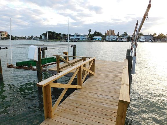 Dock with Boatlift