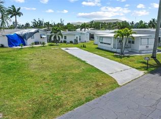 339 Mattie Ave, Fort Myers, FL 33908