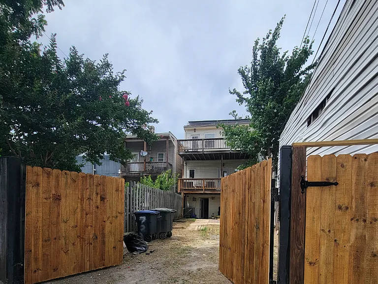 726 Quincy St NW #A — Photo 27