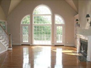 201 Ryans Run Ct, Greenville, SC 29615