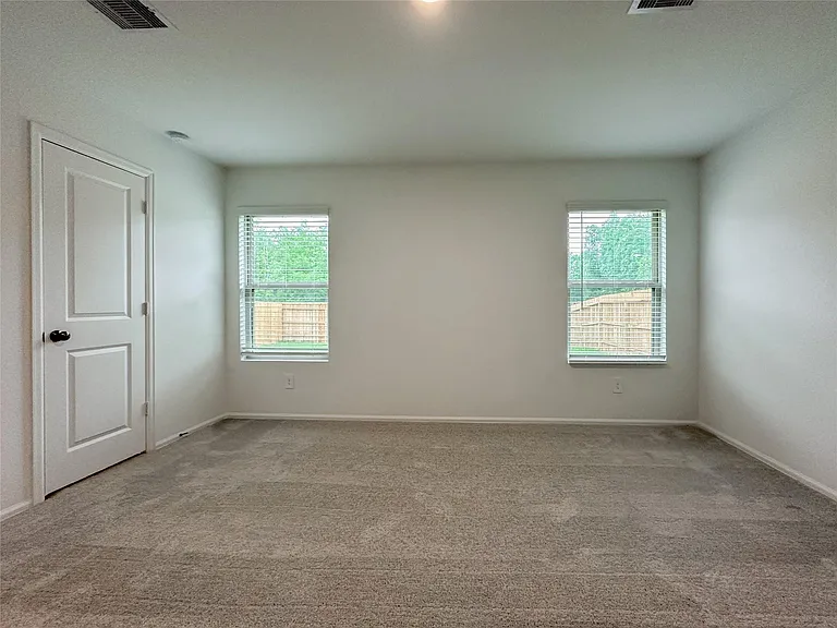 1515 Las Cuevas Dr — Photo 14