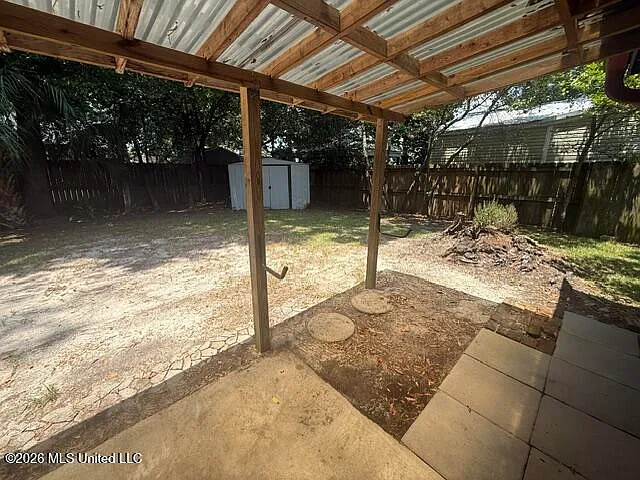 189 Saint George Ave — Photo 10