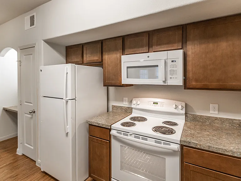 Freedom Hills Ranch Apartments — Photo 72