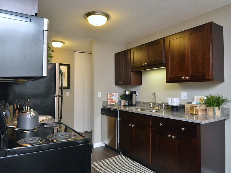 Granite Trails Apartments — Photo 18