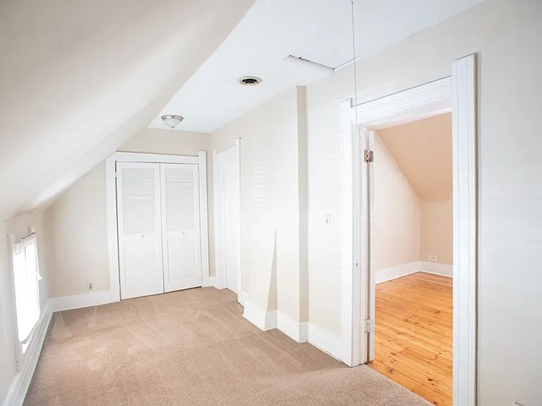 2573 N. Bartlett Ave — Photo 8