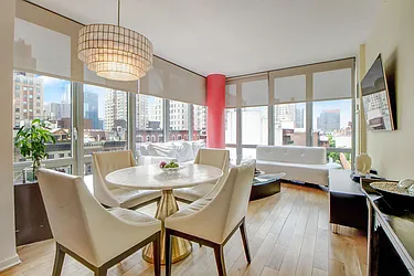 Rented by R New York