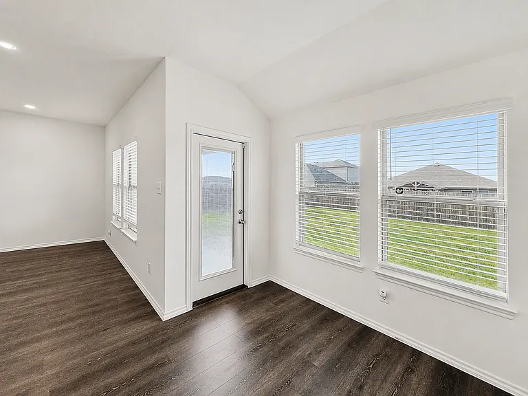 503 Cistern Way — Photo 11
