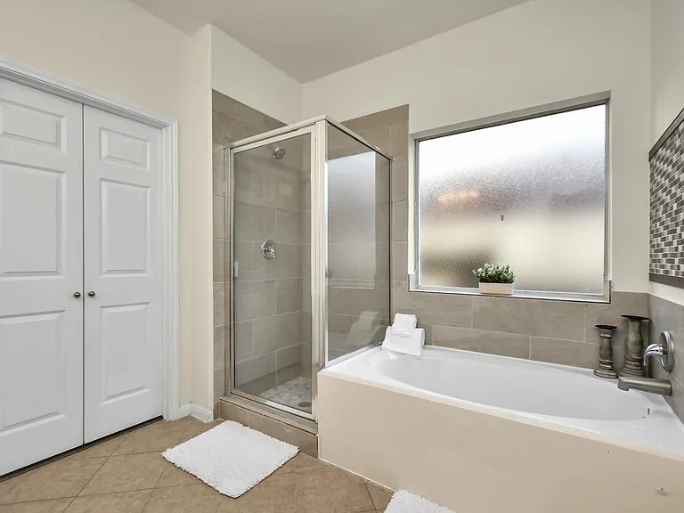 2626 Orchard Creek Ln — Photo 22