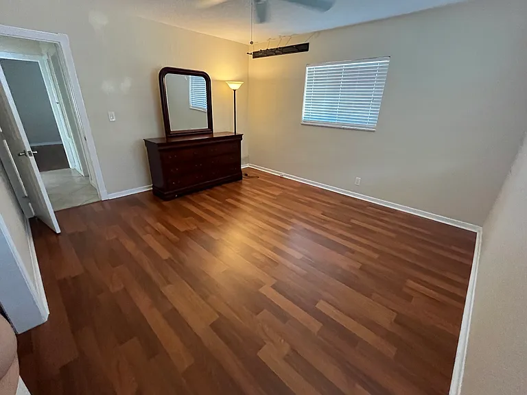 3840 NE 22nd Way — Photo 10