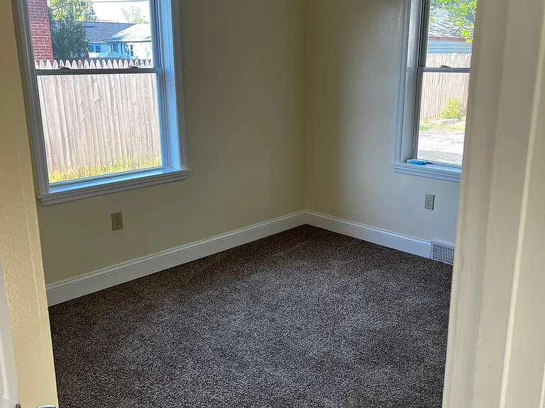 203 Silview Ave #1 — Photo 12