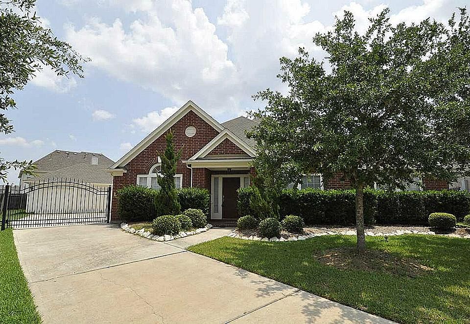 1st image of 5042 Hearth Hollow Ln