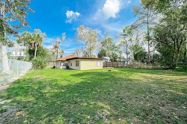 319 NW 16th Ave — Photo 72