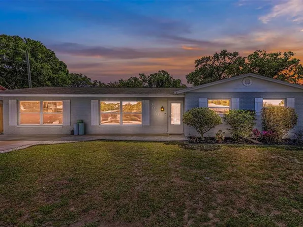 3070 Dryer Ave, Largo, FL 33770
