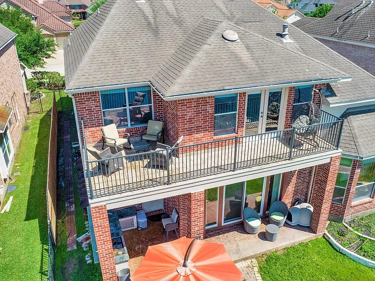 18011 Darling Point Ct — Photo 8
