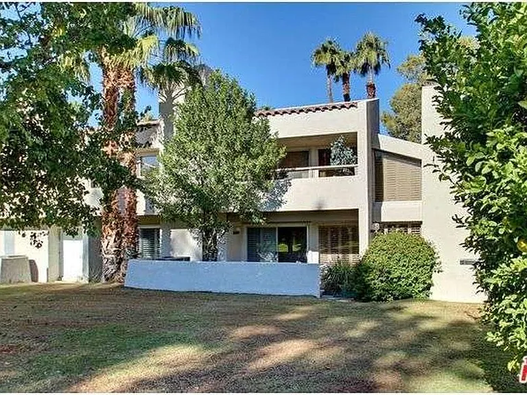 35032 Mission Hills Dr — Photo 2