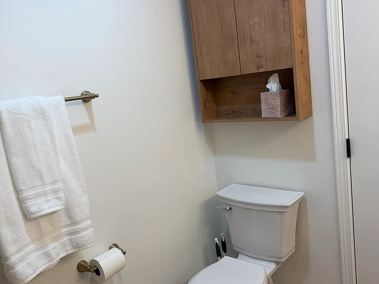 13949 Beavercreek Rd #114 — Photo 8