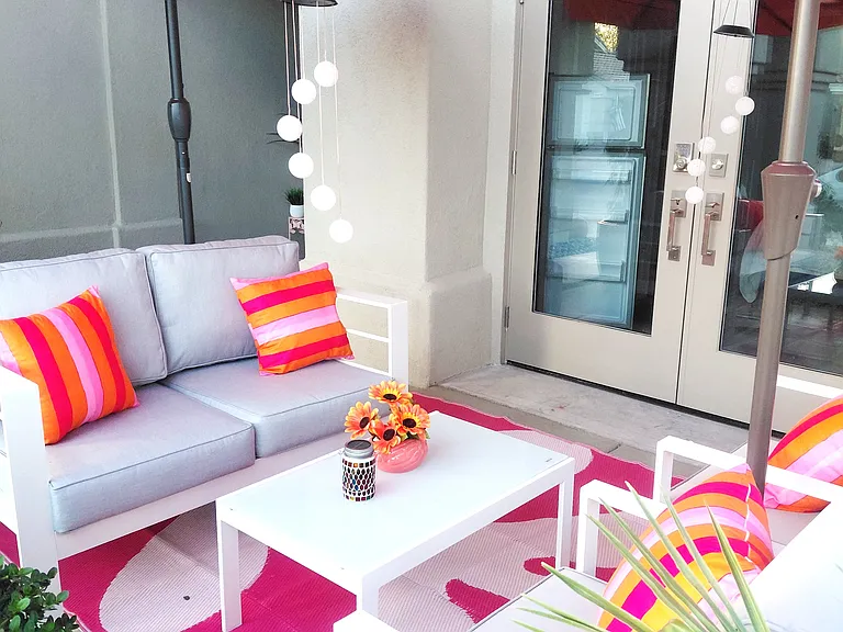 Burgundy Ln — Photo 15