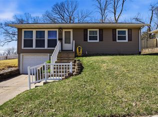 1024 Cheyenne Rd NW, Cedar Rapids, IA 52405