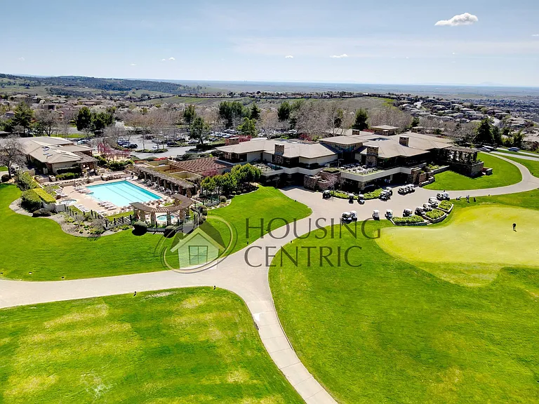 4005 Royal Troon Dr — Photo 74