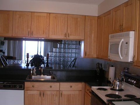 3rd image of 108 Fox Hill Dr