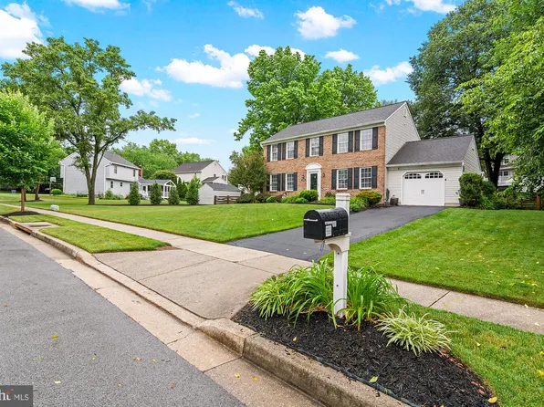 4704 Yorkshire Dr, Ellicott City, MD 21043