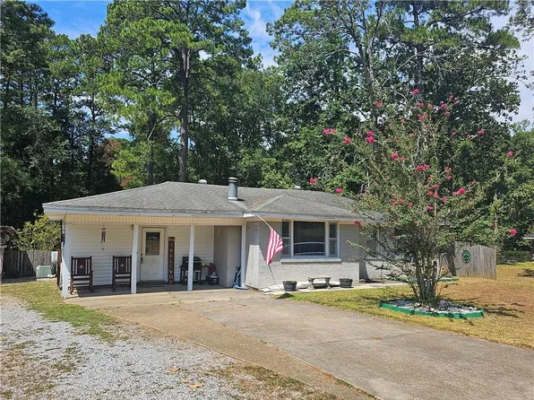 132 Michele Ln, Pineville, LA 71360