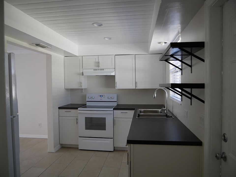 1st image of 820 96th Ave N Unit B