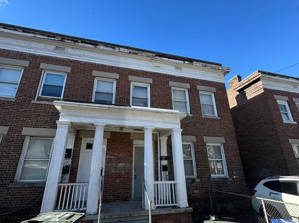 Dover St. 381-383, 381-383 Dover St, Bridgeport, CT 06610