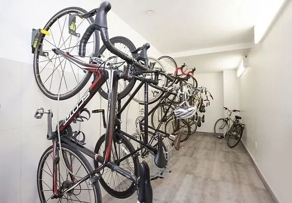 Rented by REAL New York | media 17